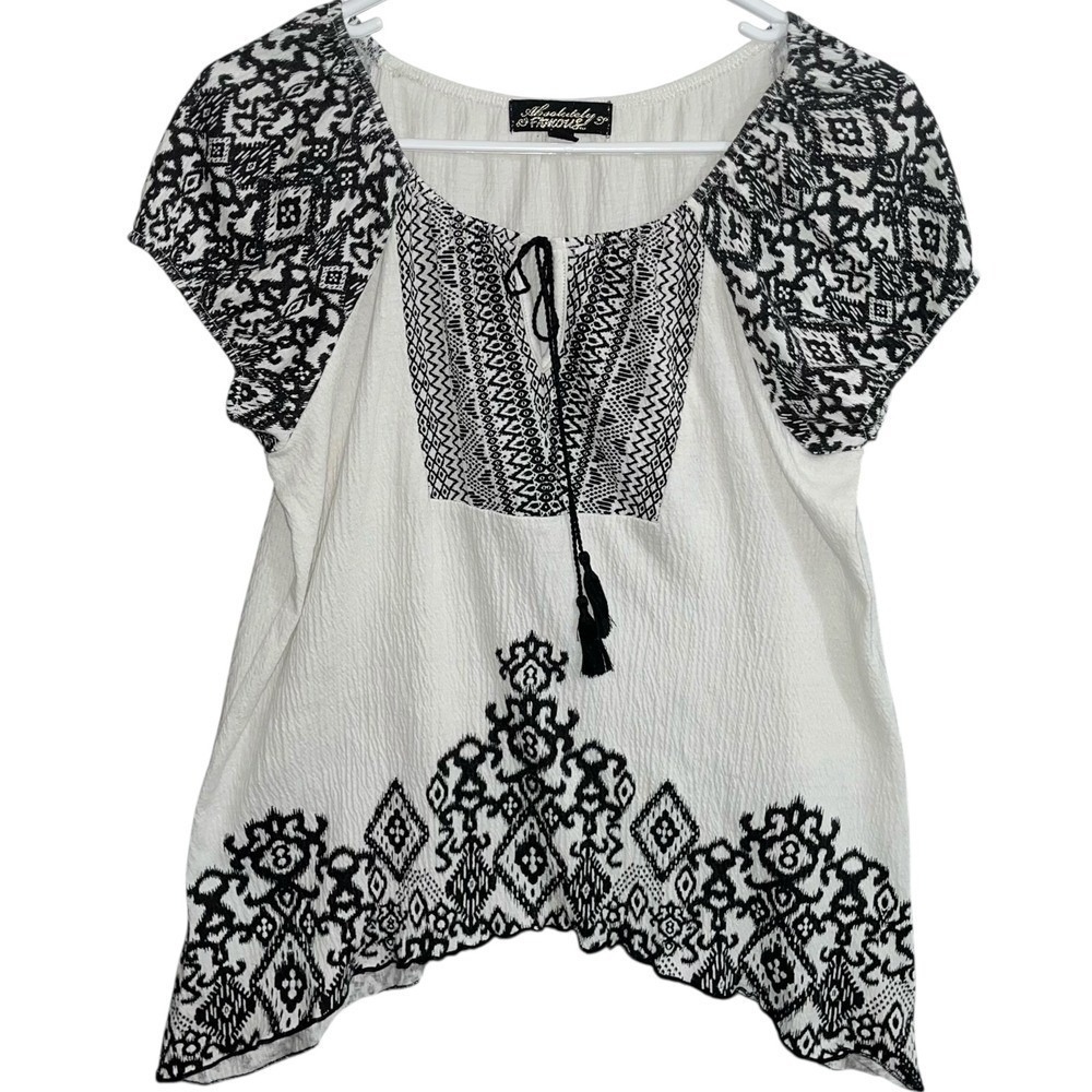 Absolutely Famous Boho Embroidered Peasant Tunic Blouse Top M